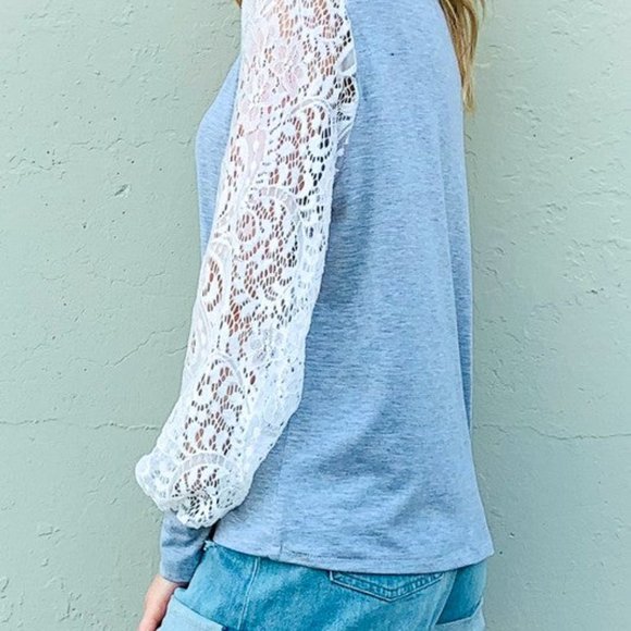 And the Why Lace Raglan Sleeve Top - Picture 5 of 5